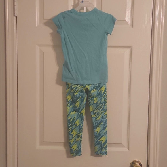 Nike Matching Set- Girl Size 4T - Picture 2 of 5